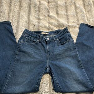 Levi skinny jeans women’s 711 skinny